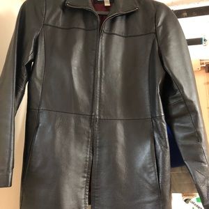 WOMEN’S VINYL JACKET